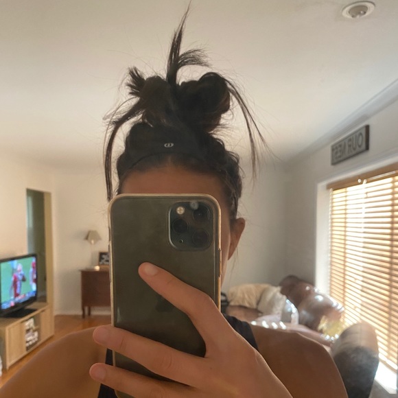 Meet your Posher, A - Picture 1 of 1